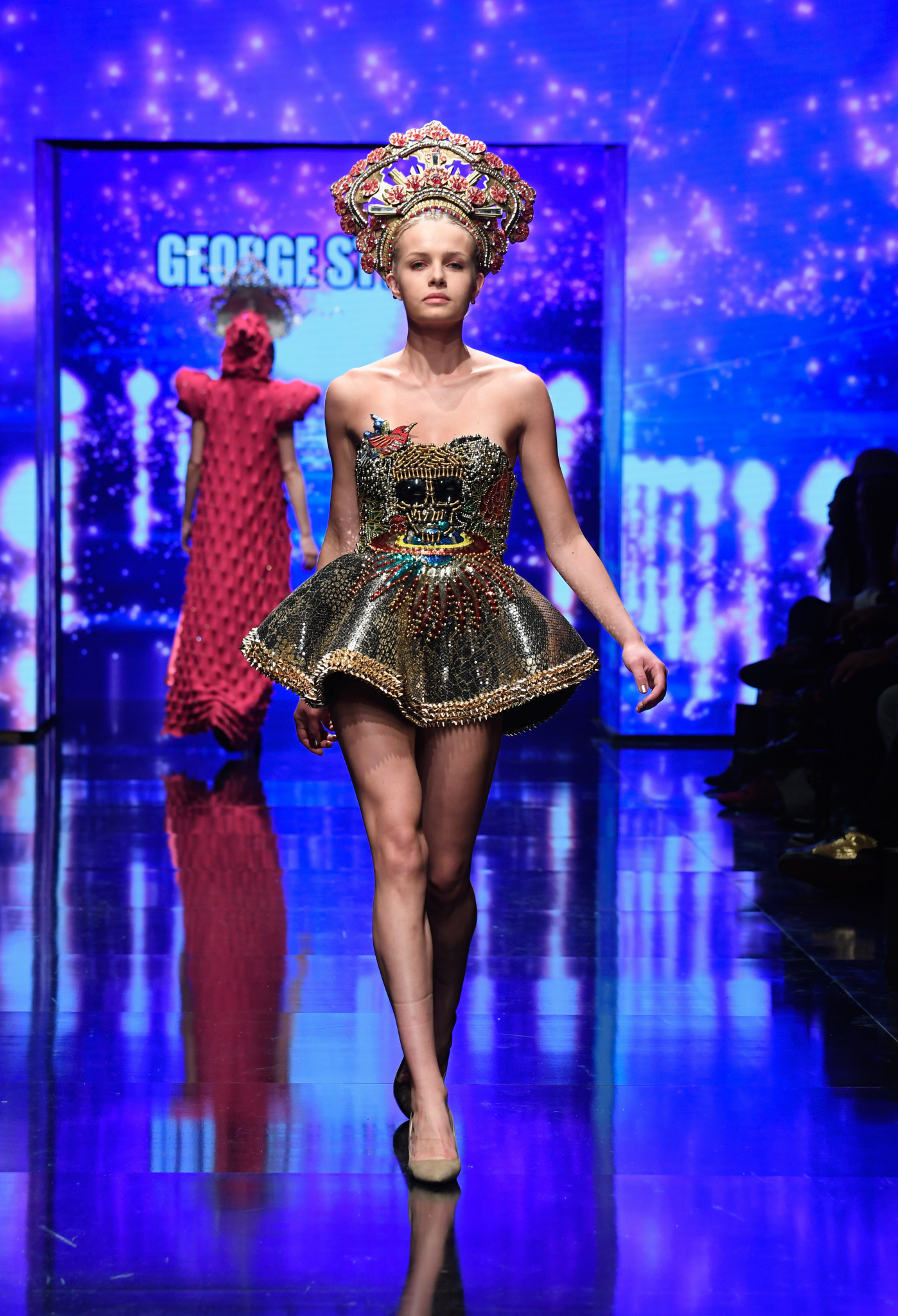 Kasia Szklarczyk na pokazie George'a Styler'a
